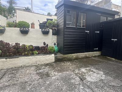 Garden, Parking & Views